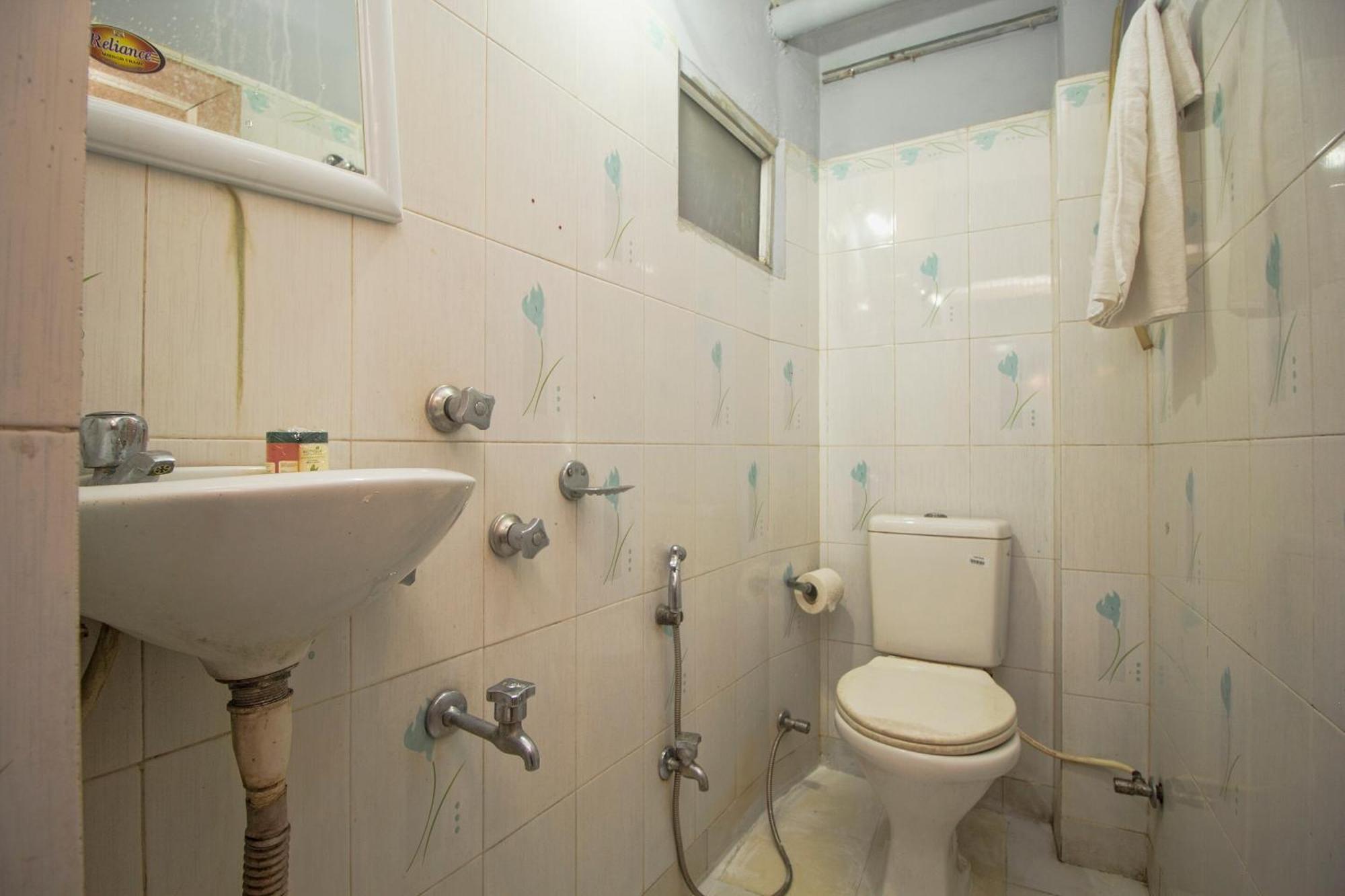 Hotel O Golden Moments Siliguri Exteriér fotografie